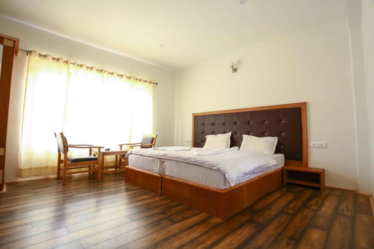 Hotel Om Ladakh レー エクステリア 写真