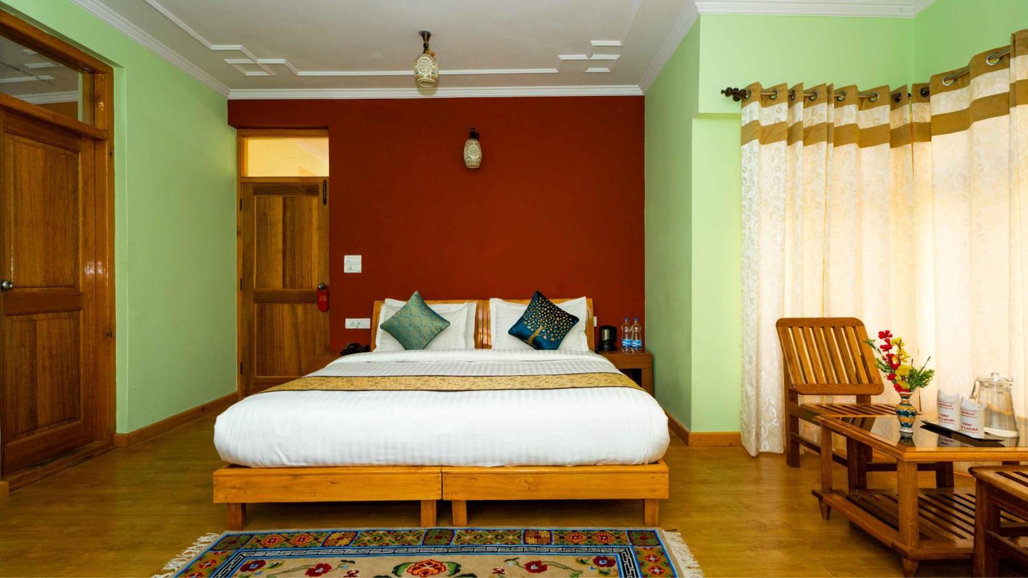 Hotel Om Ladakh レー エクステリア 写真