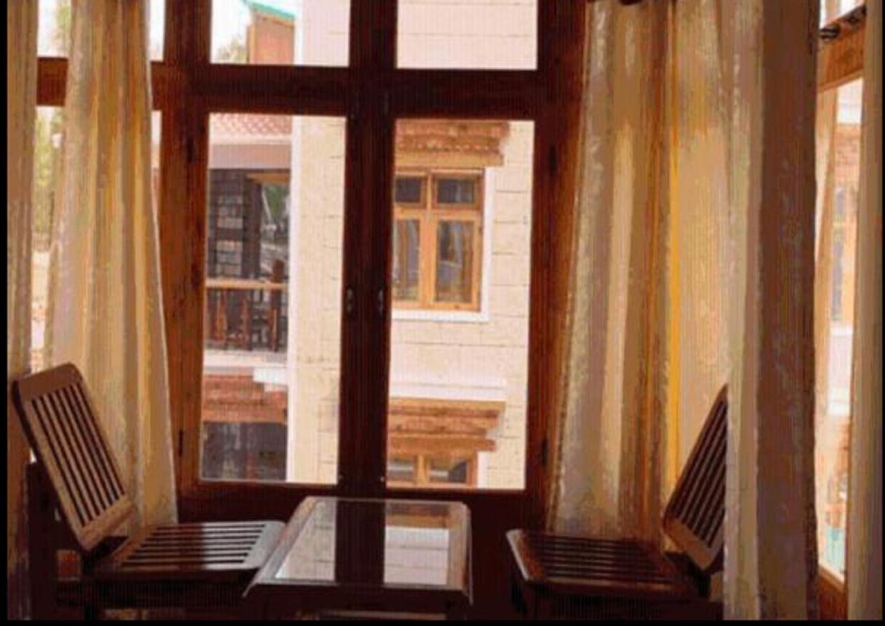 Hotel Om Ladakh レー エクステリア 写真
