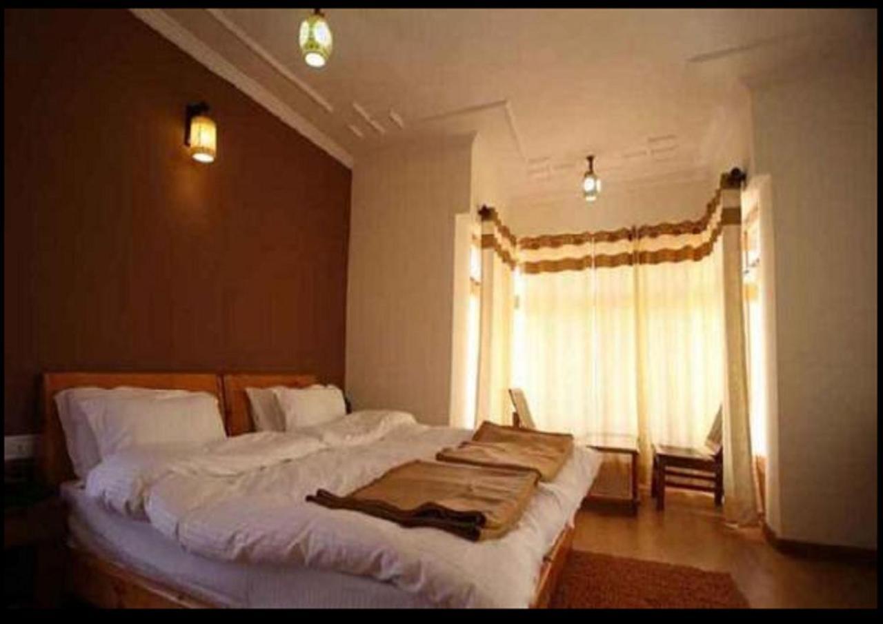 Hotel Om Ladakh レー エクステリア 写真